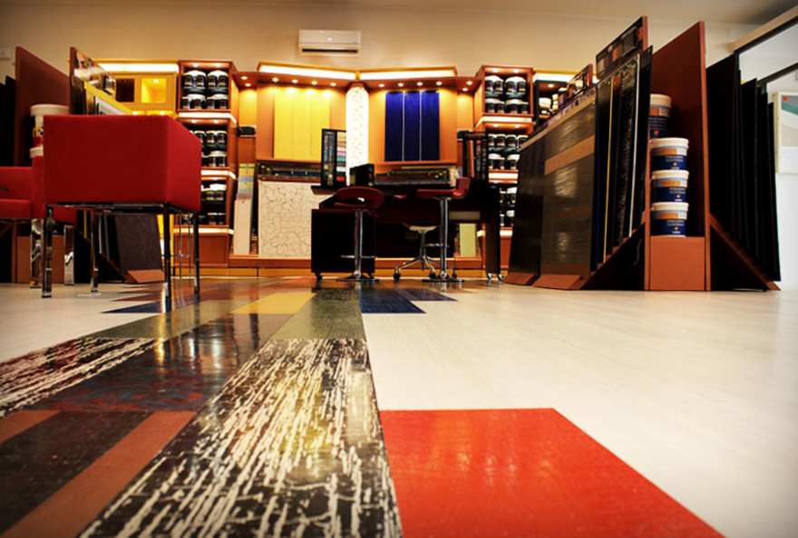 Il brand Loggia non è solo vernici ma decorazioni, rivestimenti di pavimentazioni e pareti 