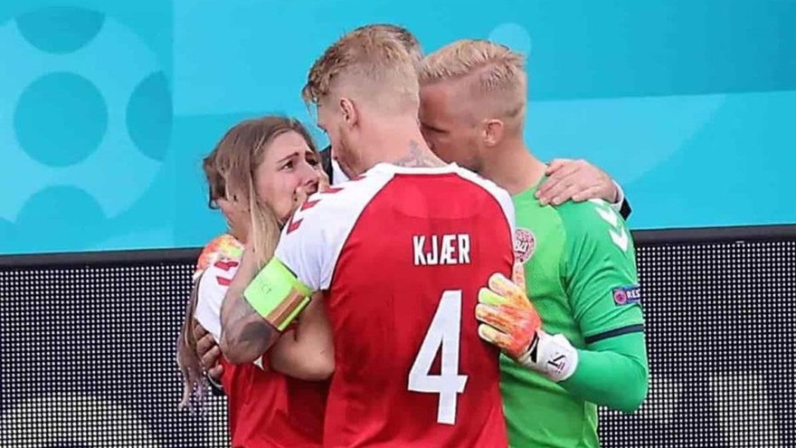 La Uefa premia Kjaer e i medici per la vicenda Eriksen