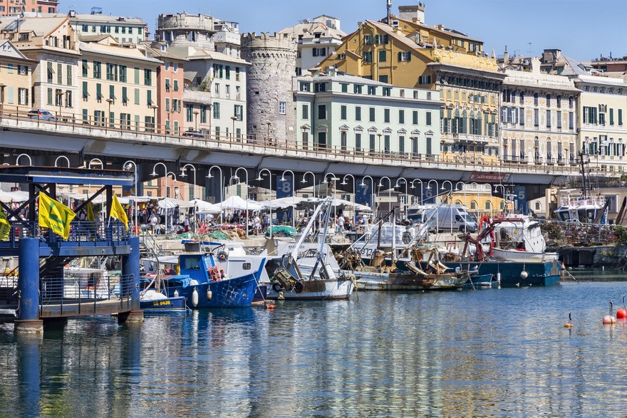 Il Salone nautico di Genova apre con i trionfi dello sport