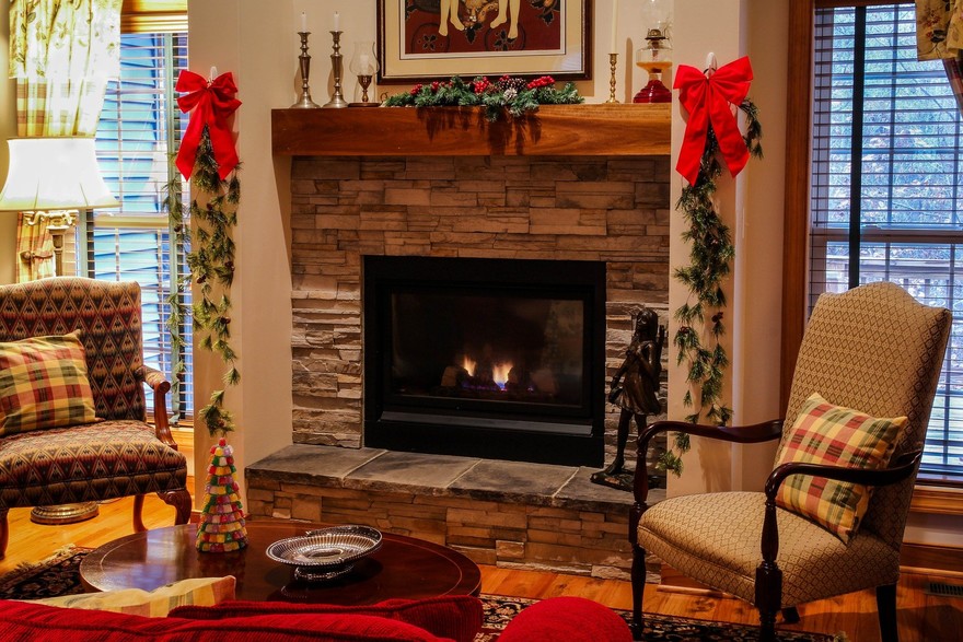 fireplace-558985_1920.jpg