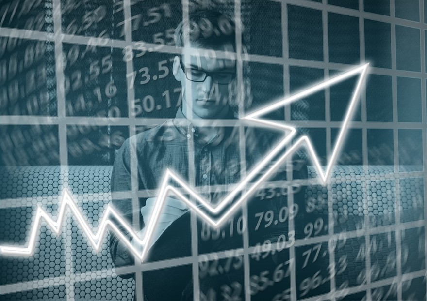 Nel 2023 il Pil rallenterà ma è sempre un +