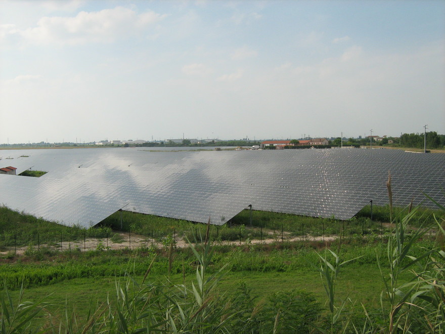 Impianto fotovoltaico a terra