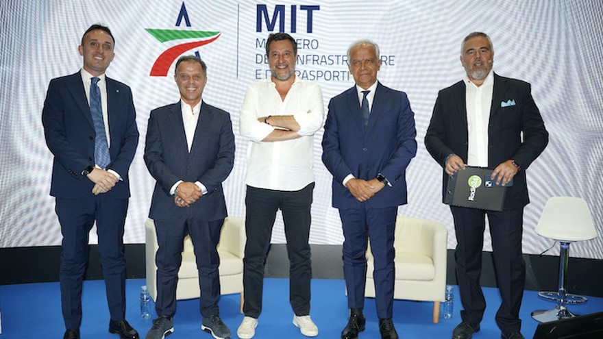A Rimini Salvini e Piantedosi parlano di sicurezza stradale