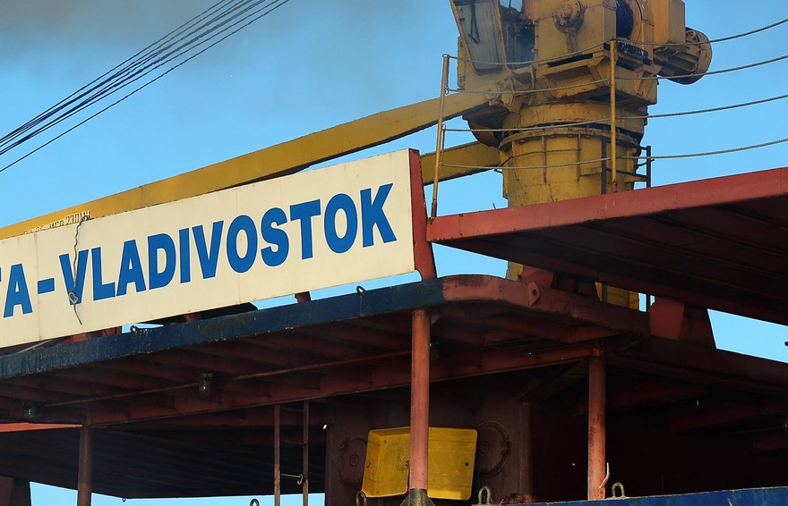 Nave cargo russa affonda nel Mediterraneo dopo esplosione