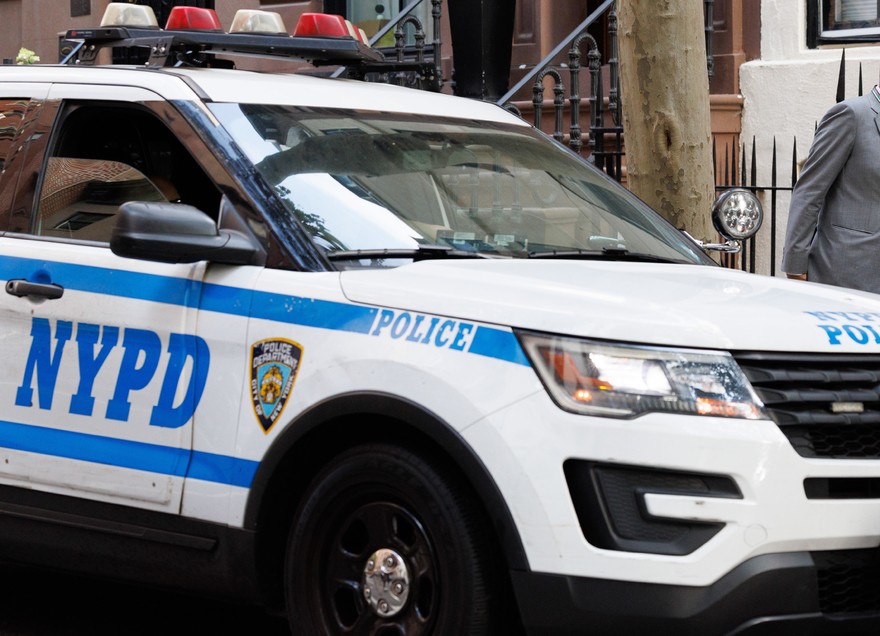Sparatoria a New York, almeno 10 feriti