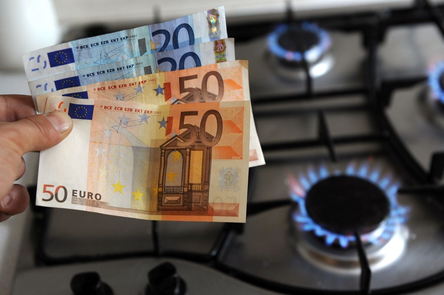 Bonus sociale bollette 2025, come e chi può chiederlo
