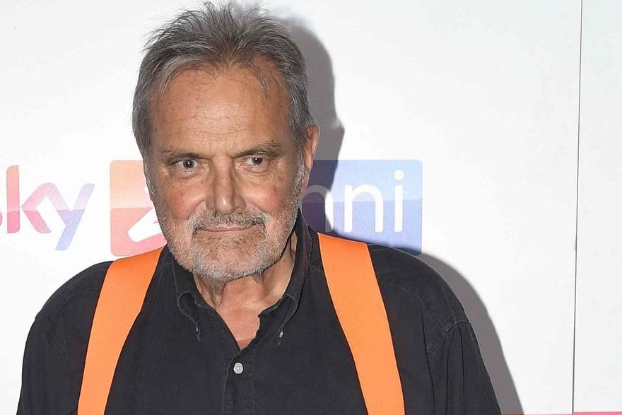 L'Italia e il mondo piangono Oliviero Toscani