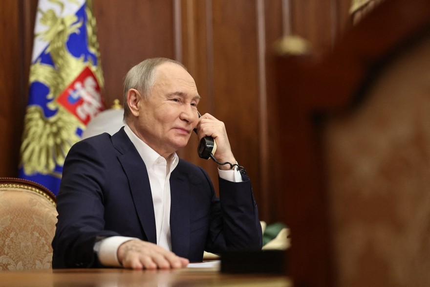 Ucraina-Russia, Putin vuole trattare solo con gli USA