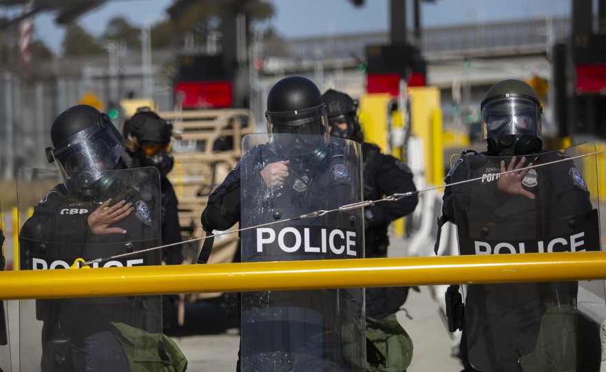 USA, giro di vite contro i migranti, Trump aumenta controlli
