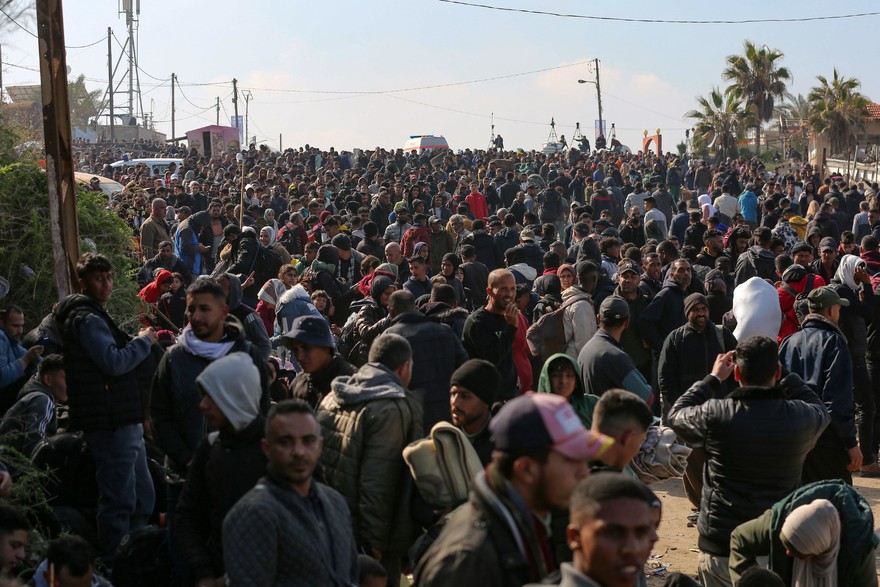 Gaza, Trump vuole deportare i palestinesi per la ricostruzione
