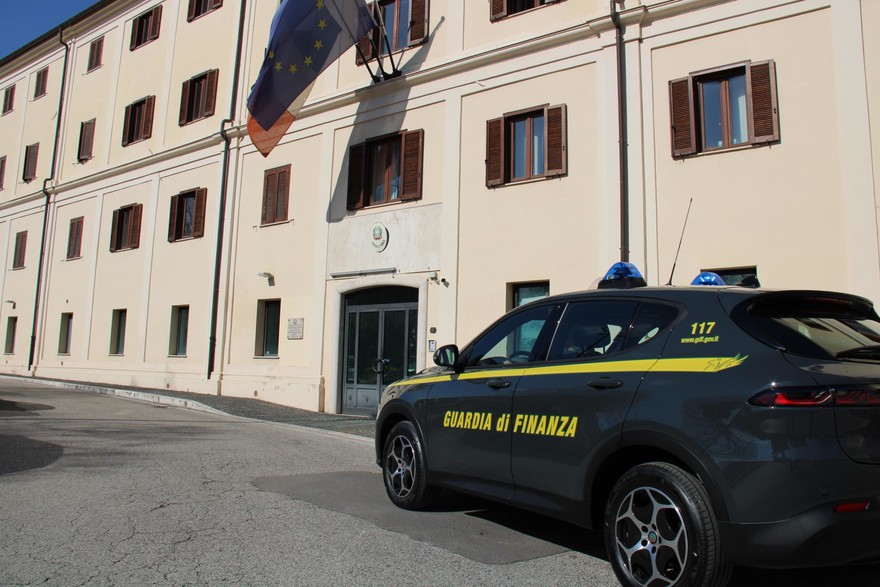 Parte da Frosinone una truffa milionaria sulle sponsorizzazioni
