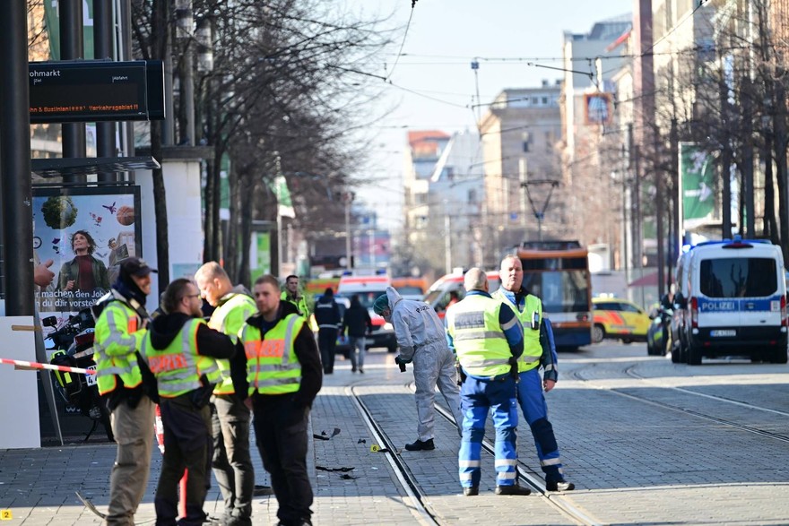 Germania, auto sulla folla a Mannheim; due morti e 25 feriti