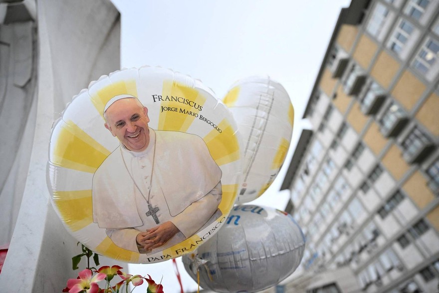 Il Vaticano rassicura ancora sulle condizioni del Papa