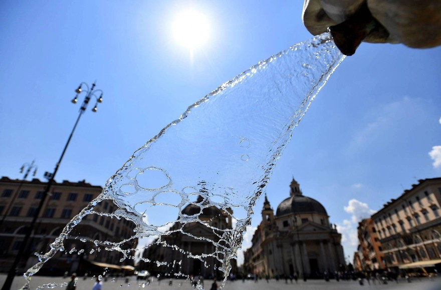Oggi sole e caldo ma per l'estate bisogna aspettare