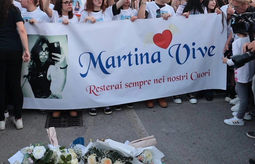 Martina è stata  uccisa a colpi di sasso dall'ex