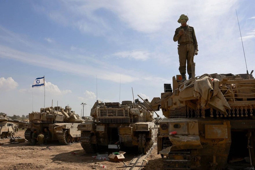 Israele pronto a invadere Gaza City, schierati centinaia di tank