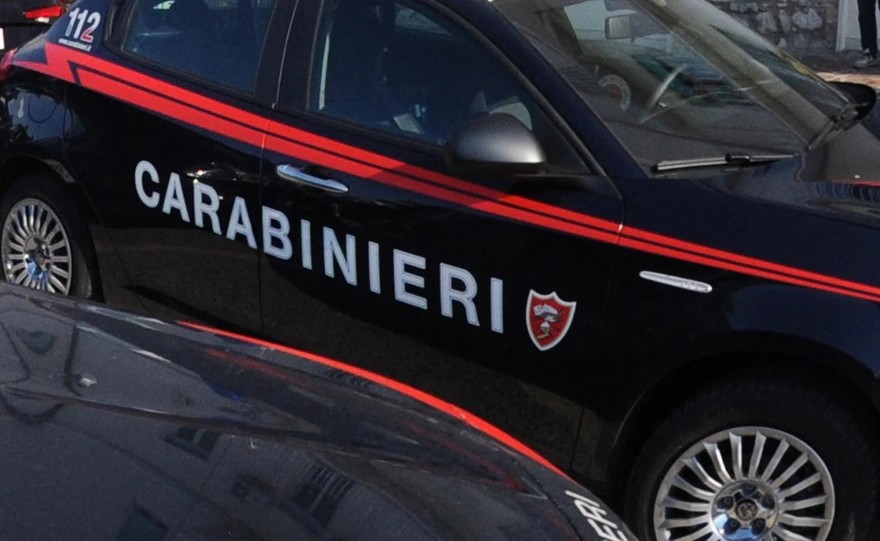 Napoli, 33enne ucciso nella sua auto a colpi di arma da fuoco